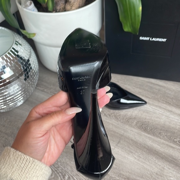 โVernice Chiffonโ Saint Laurent Heels in Nero - Picture 4 of 5